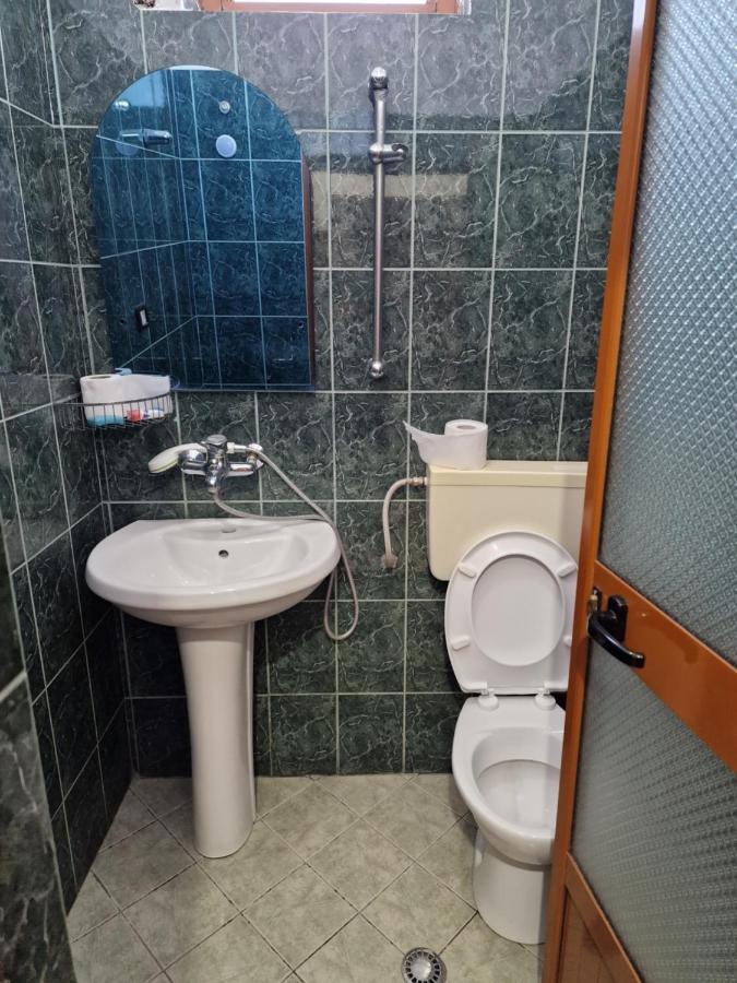 Hotel Restaurant Savoja Поградец Екстериор снимка