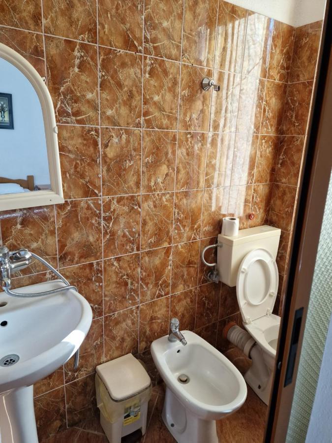 Hotel Restaurant Savoja Поградец Екстериор снимка