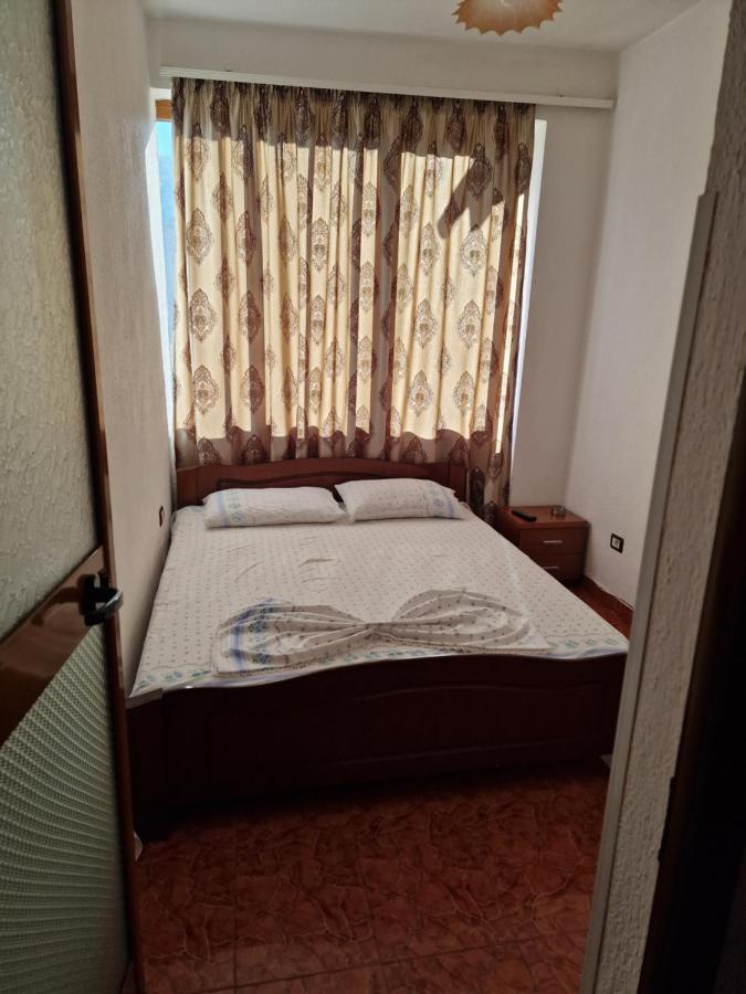 Hotel Restaurant Savoja Поградец Екстериор снимка