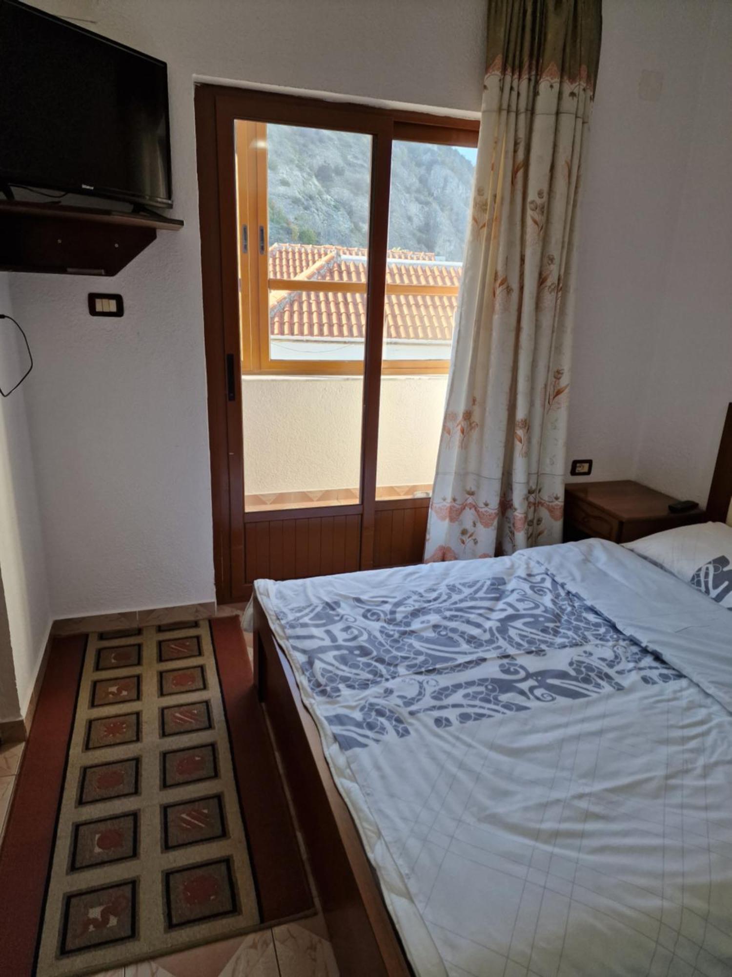 Hotel Restaurant Savoja Поградец Стая снимка