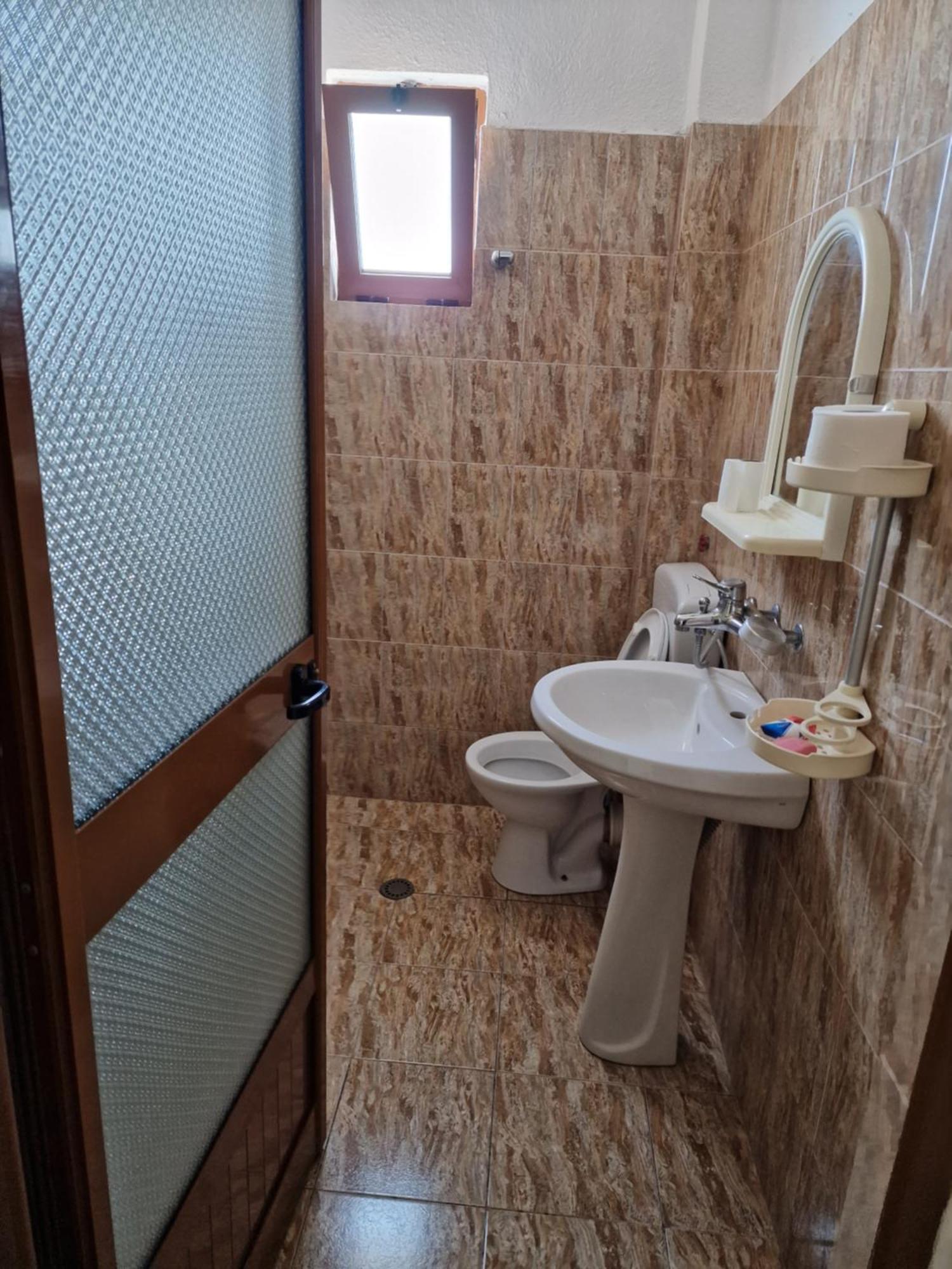 Hotel Restaurant Savoja Поградец Стая снимка